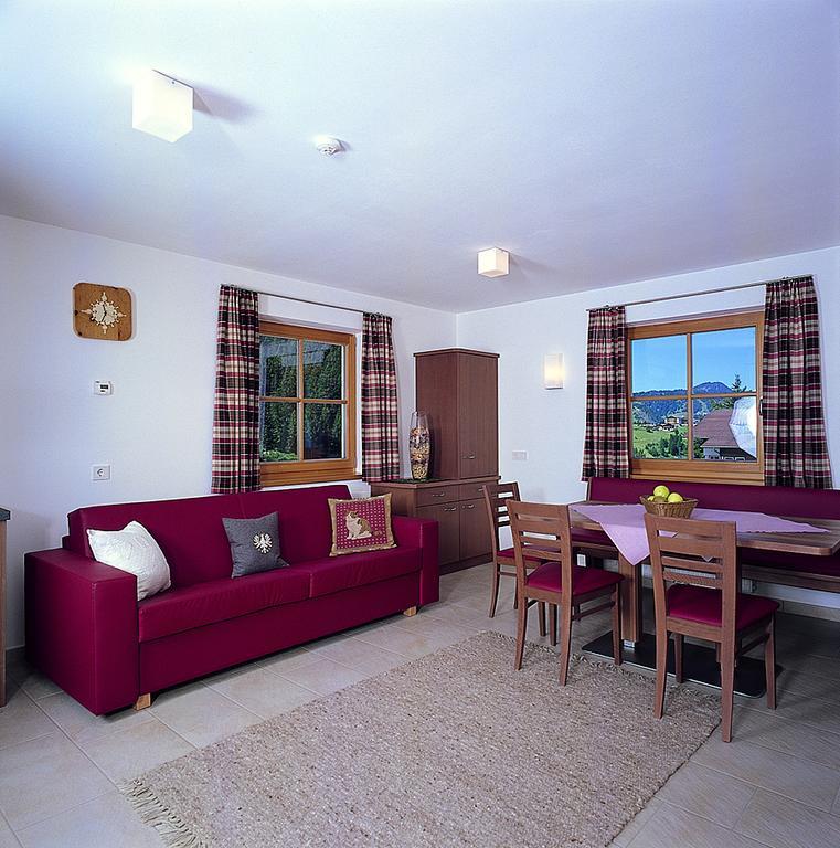 Apartments Restaurant Rusctlea Selva di Val Gardena Exteriör bild